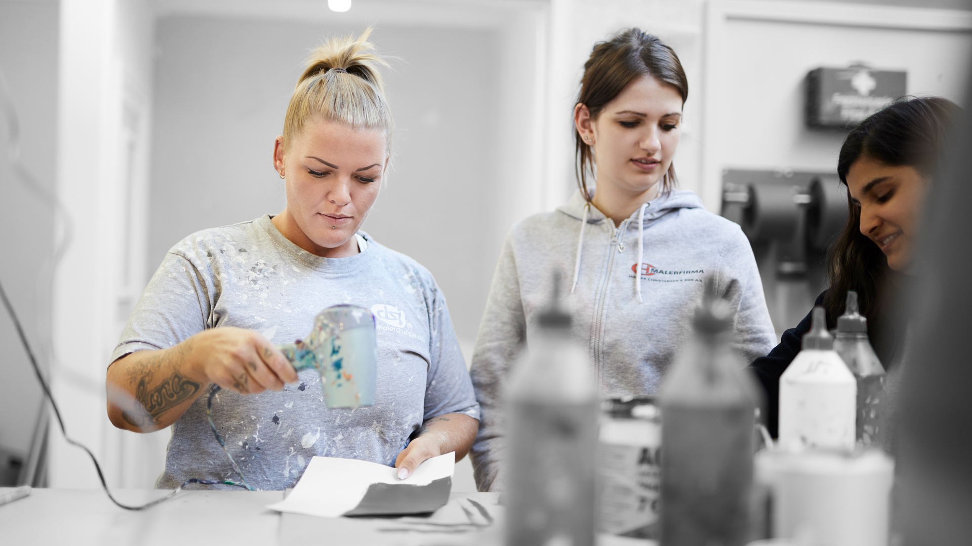 ZBC Byggeri i Slagelse - elever maler