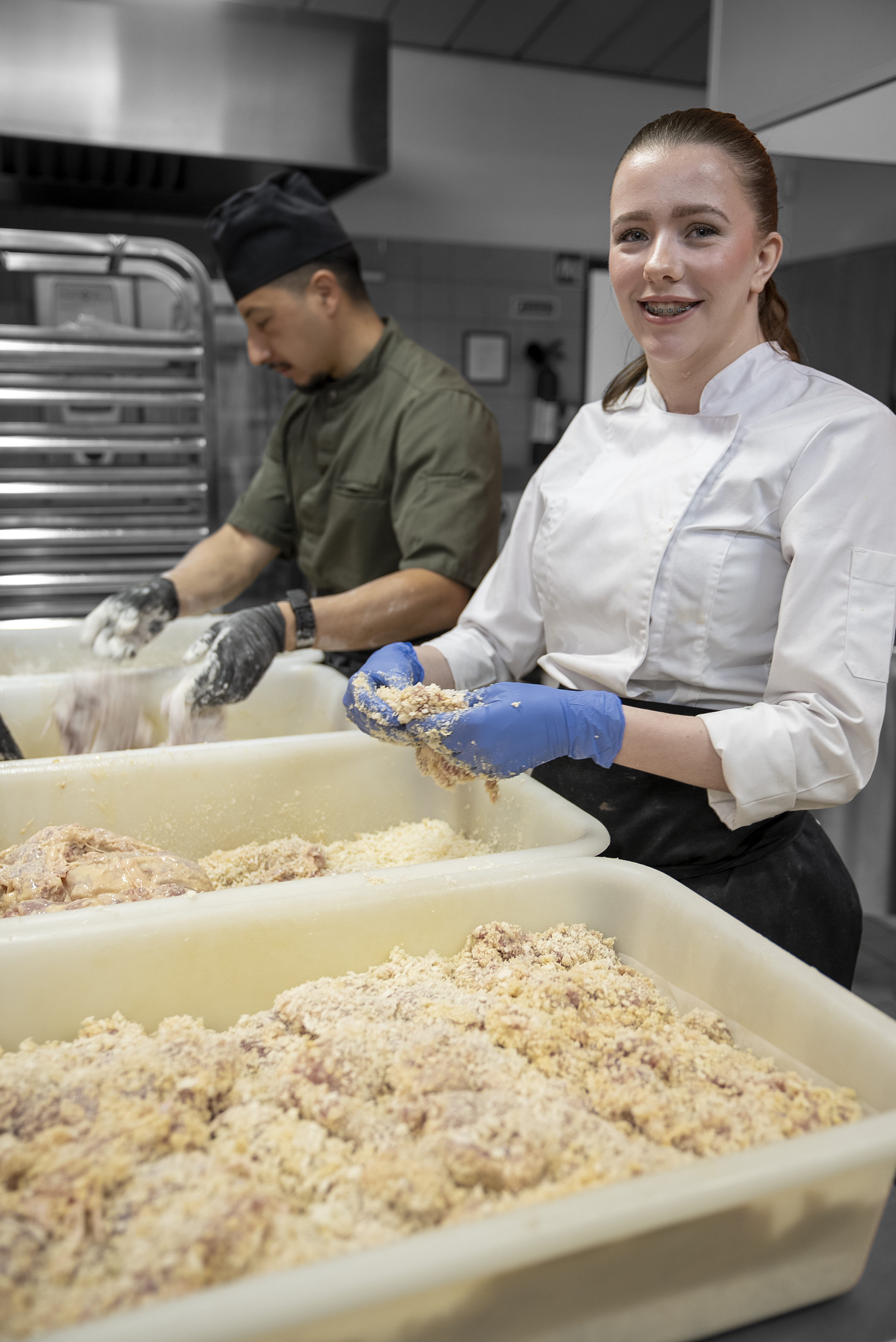 I køkkenet på ernæringsassistentuddannelsen