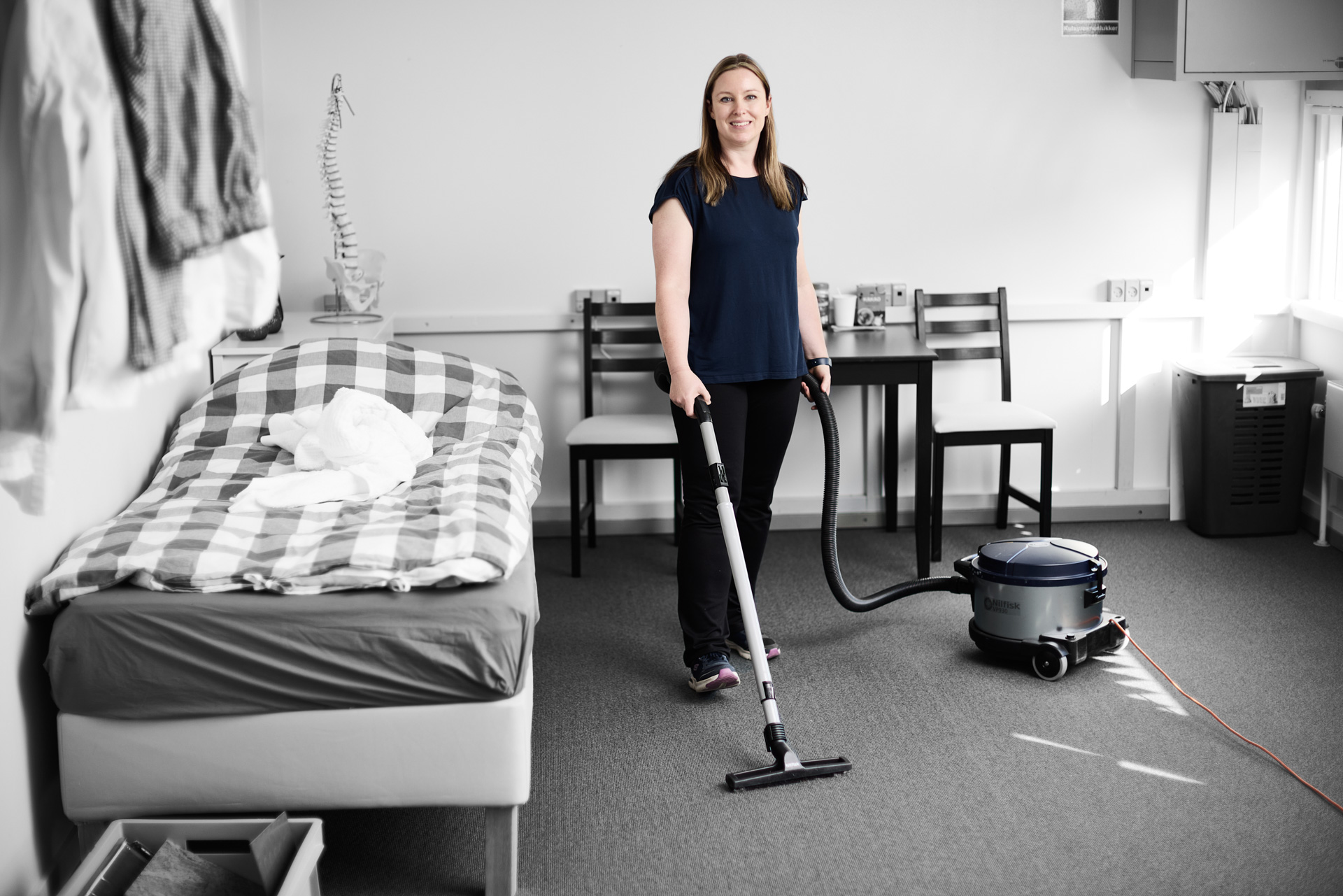 ZBC serviceassistent - elev gør rent på værelse