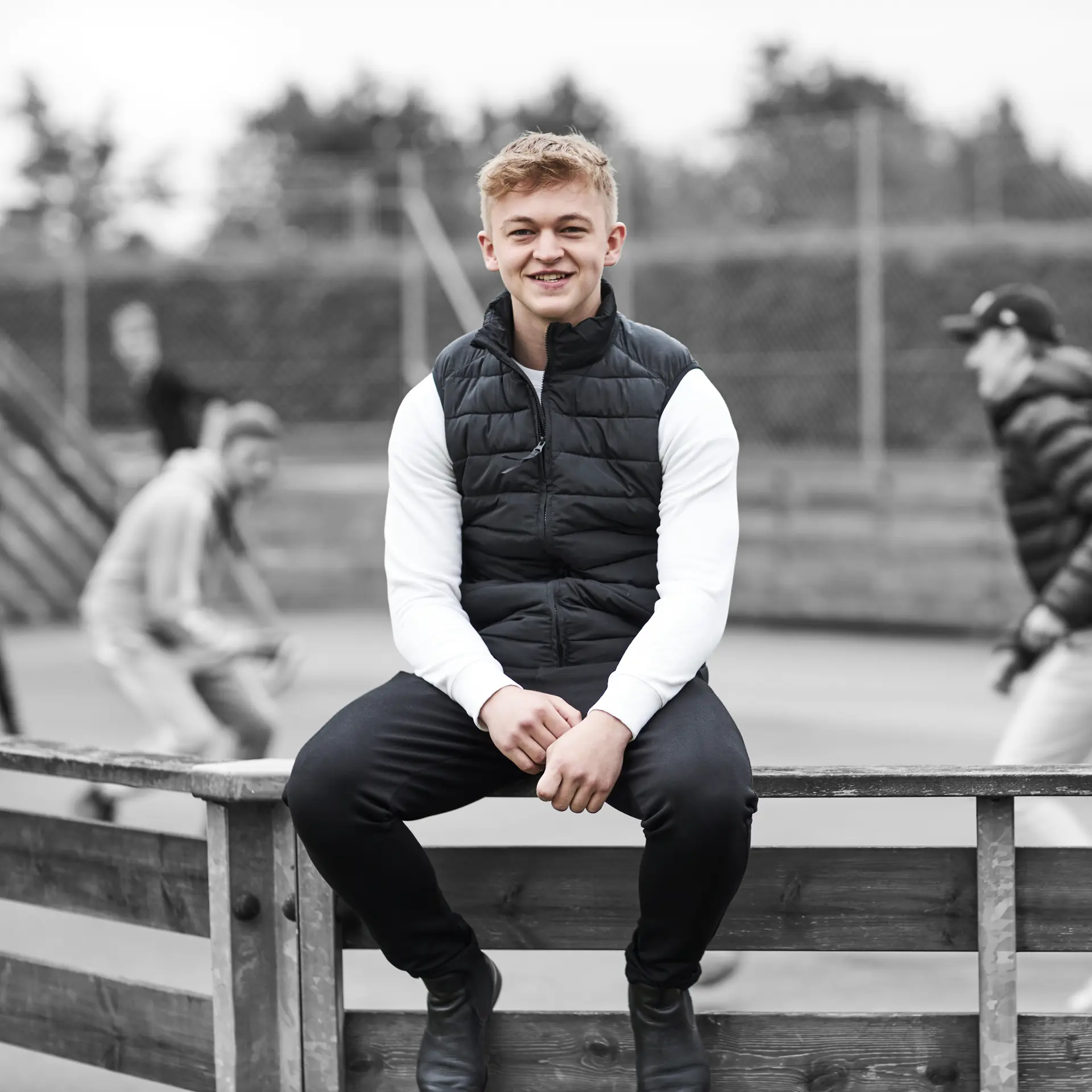 HHX-elev sidder foran boldbane