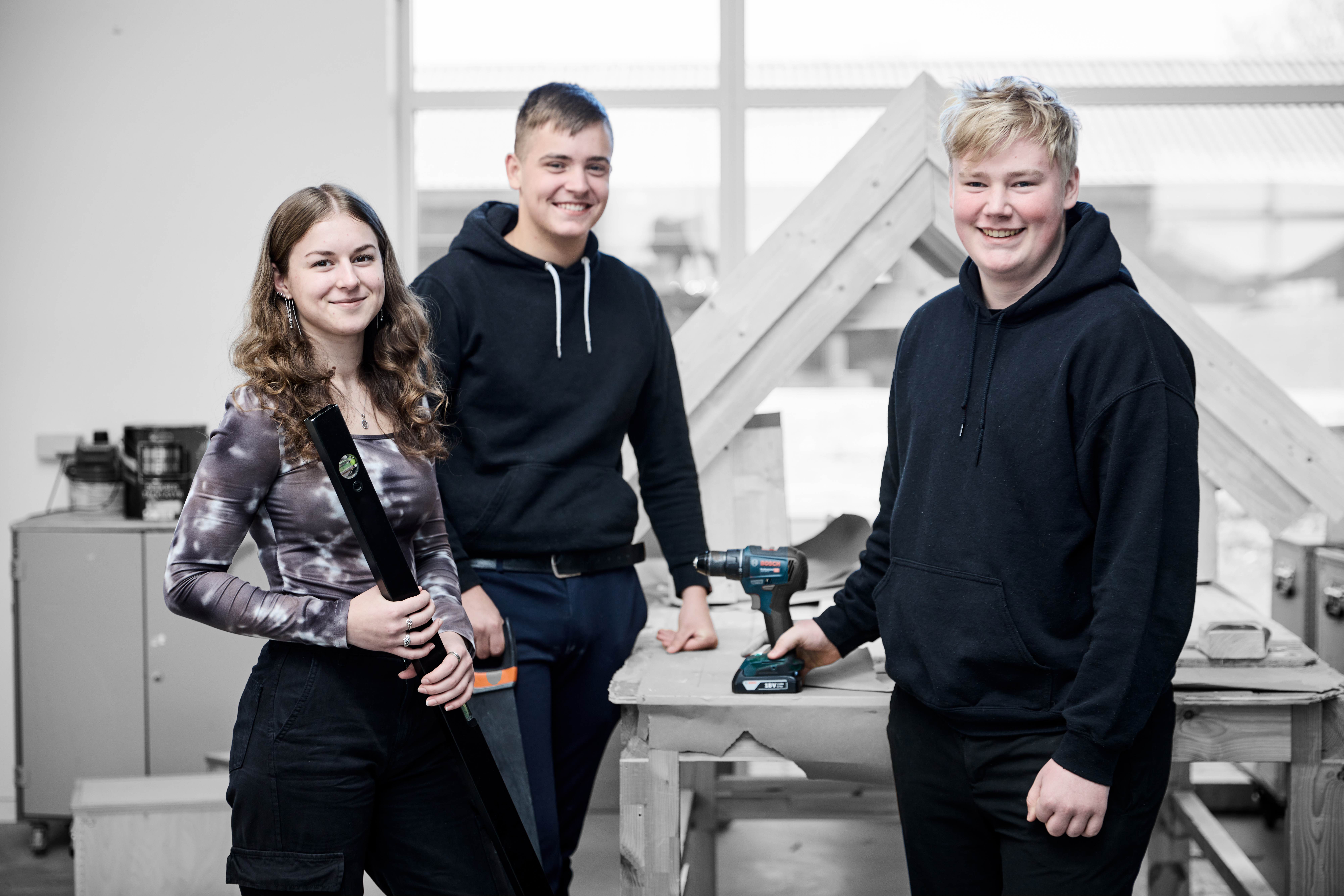 10. klasses-elever fra ZBC i tømrerværkstedet