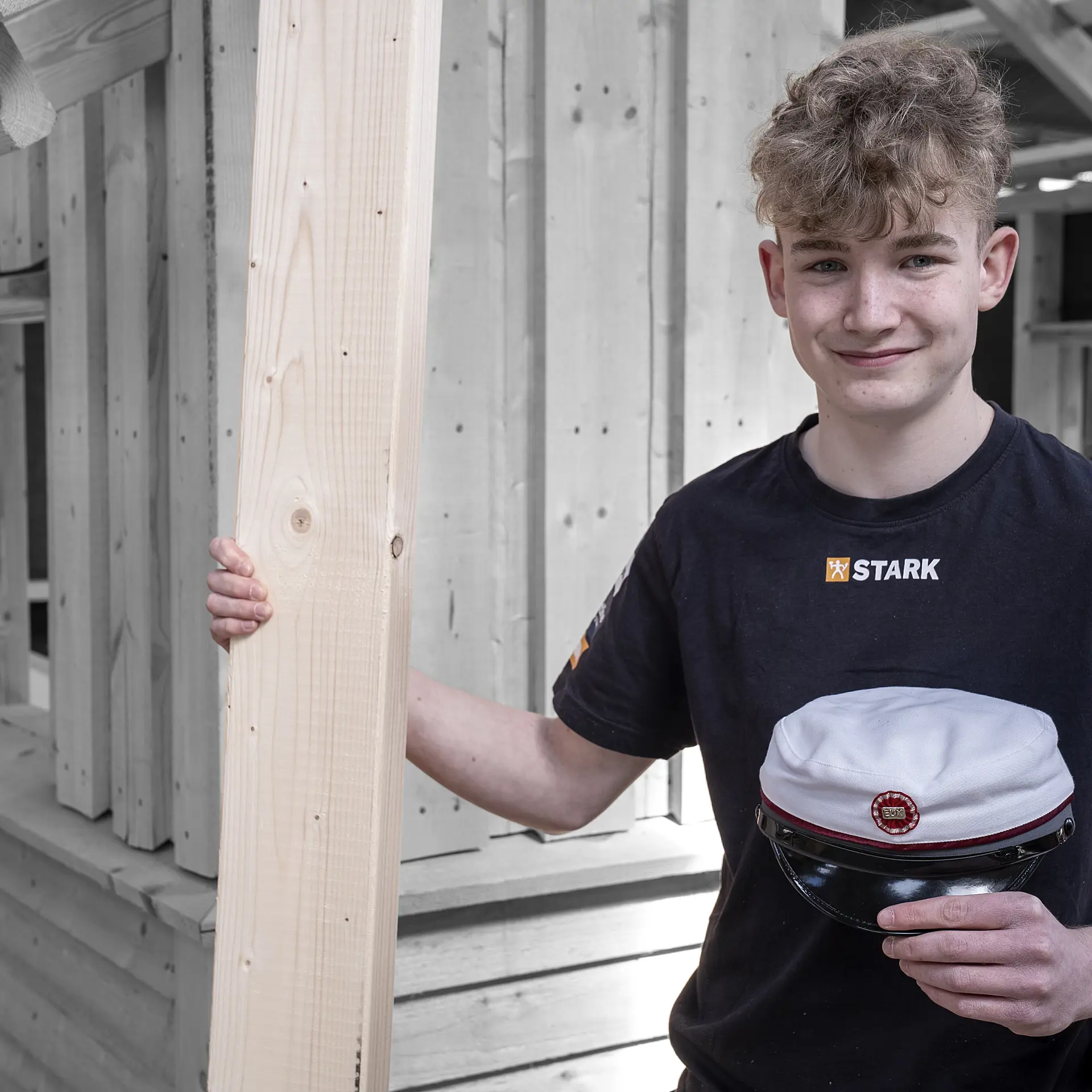 Bliv EUX tømrer med både svendebrev og gymnasial eksamen