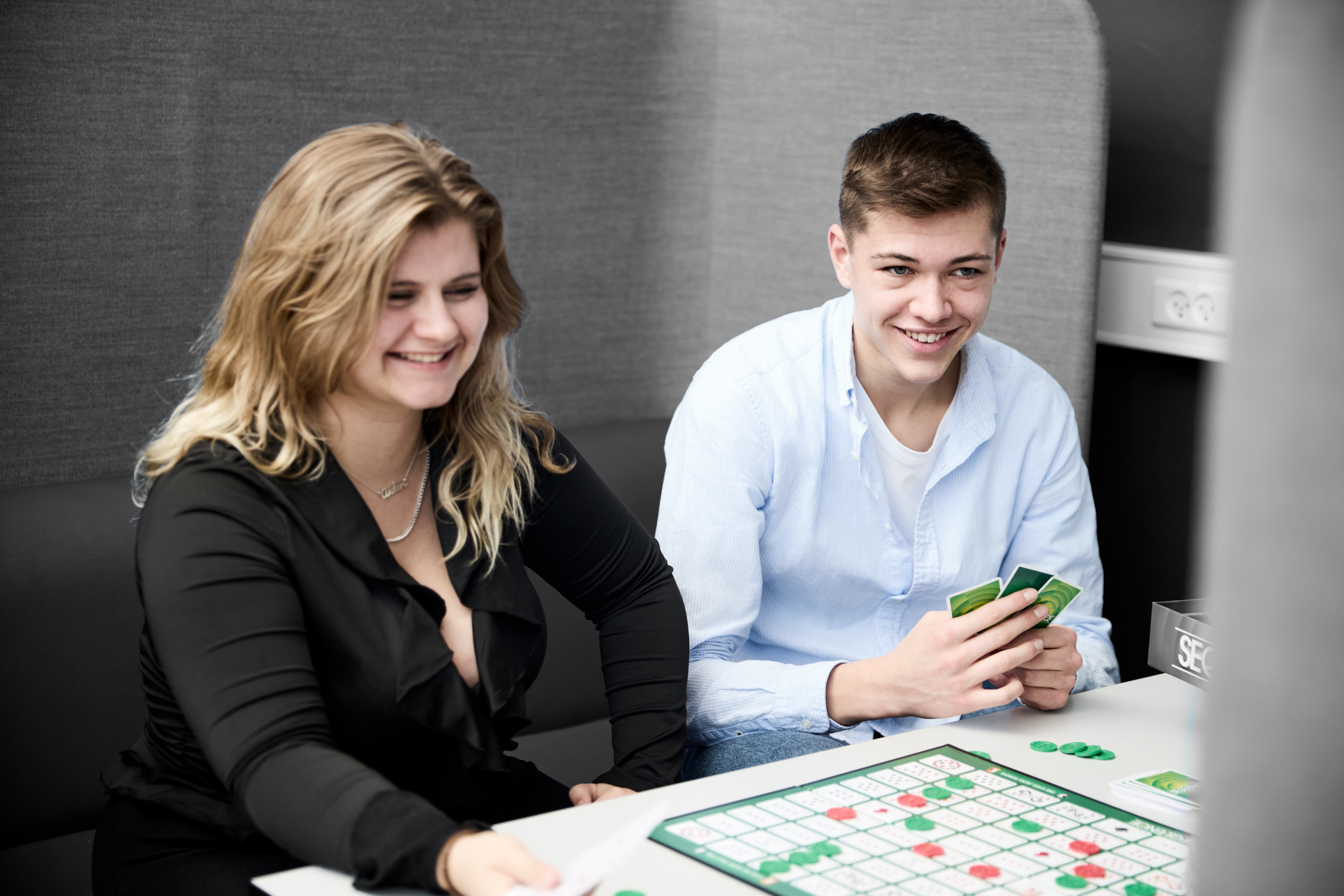 HTX-elever spiller brætspil