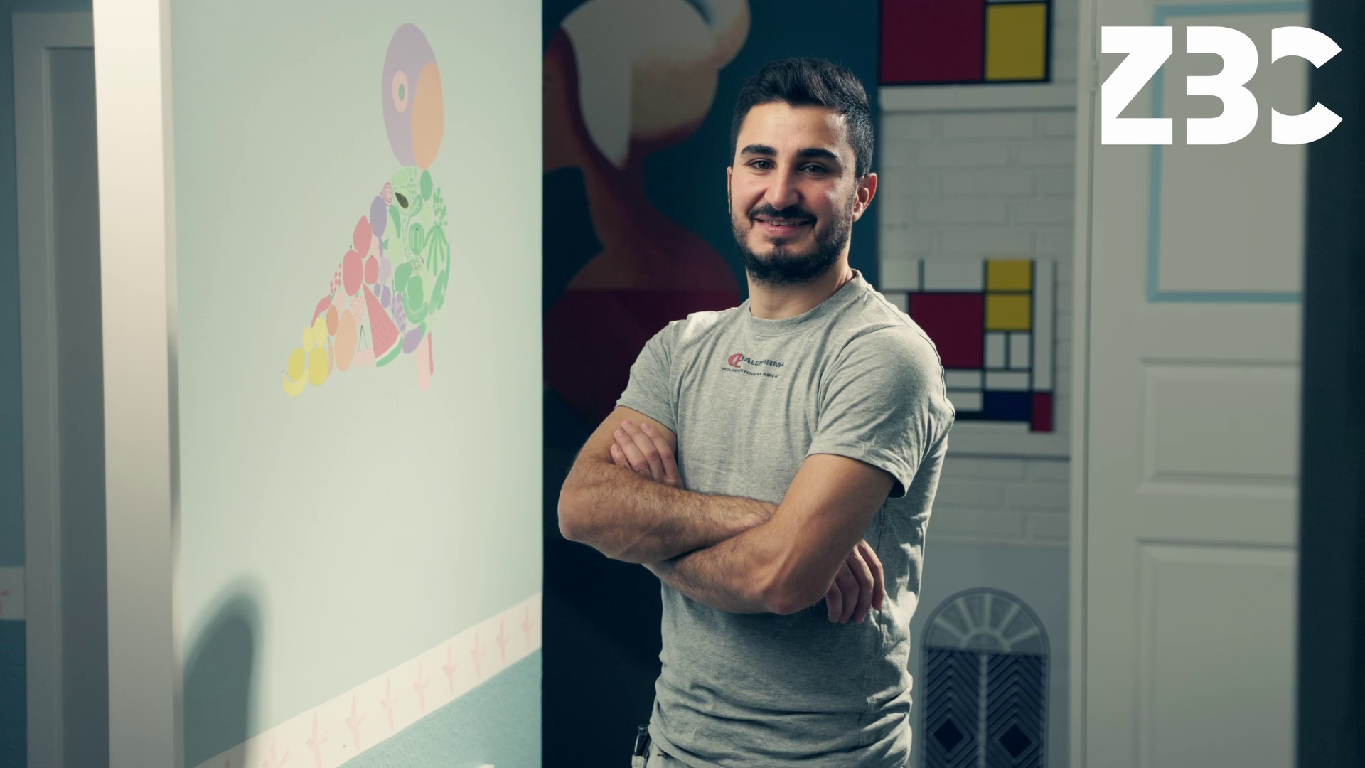 Maler foran dekoration