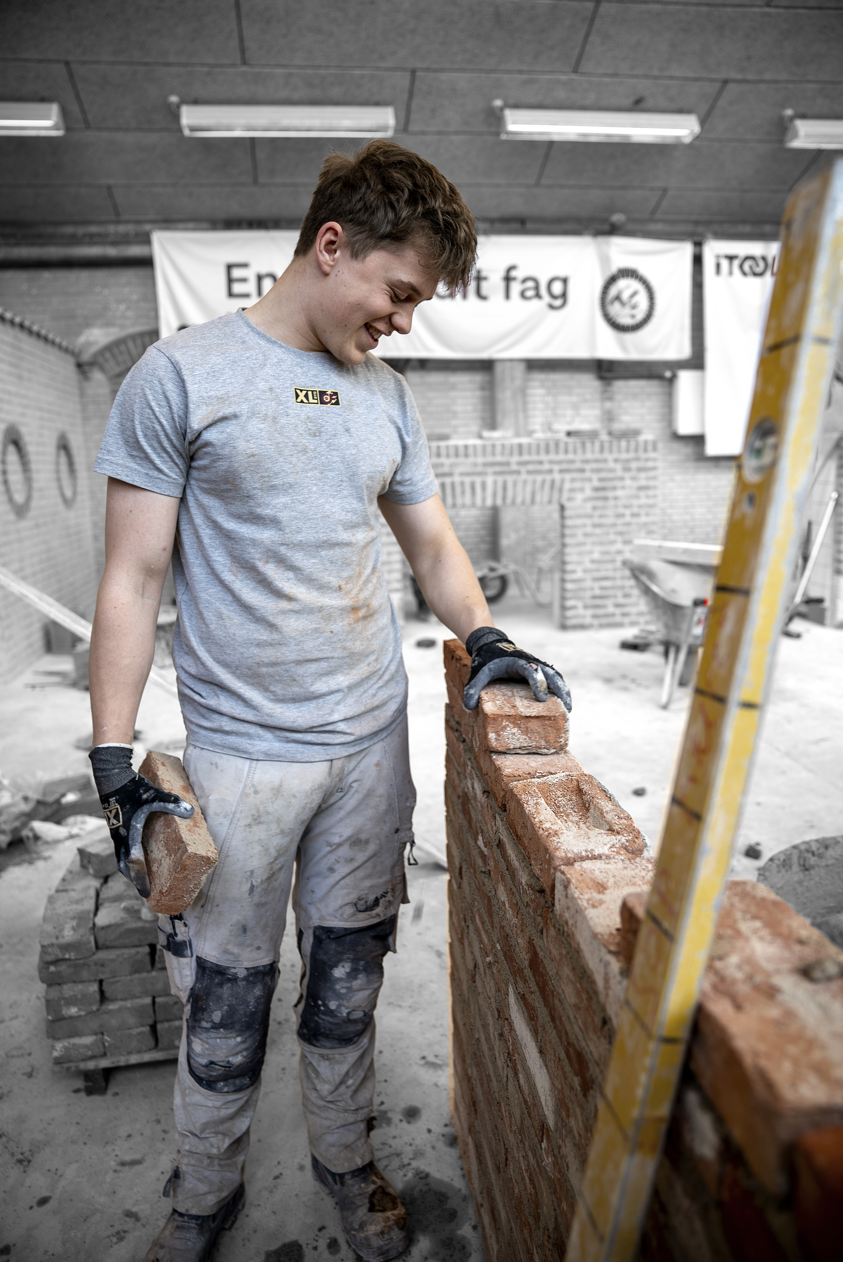 Elever på uddannelsen til murer