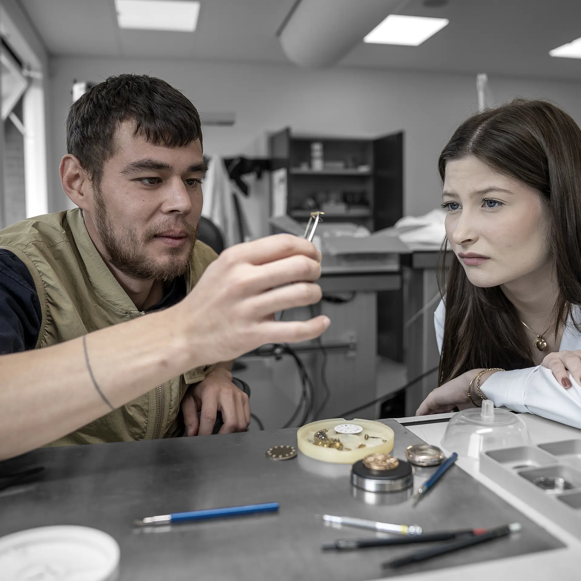 Samarbejde og faglighed på urmageruddannelsen