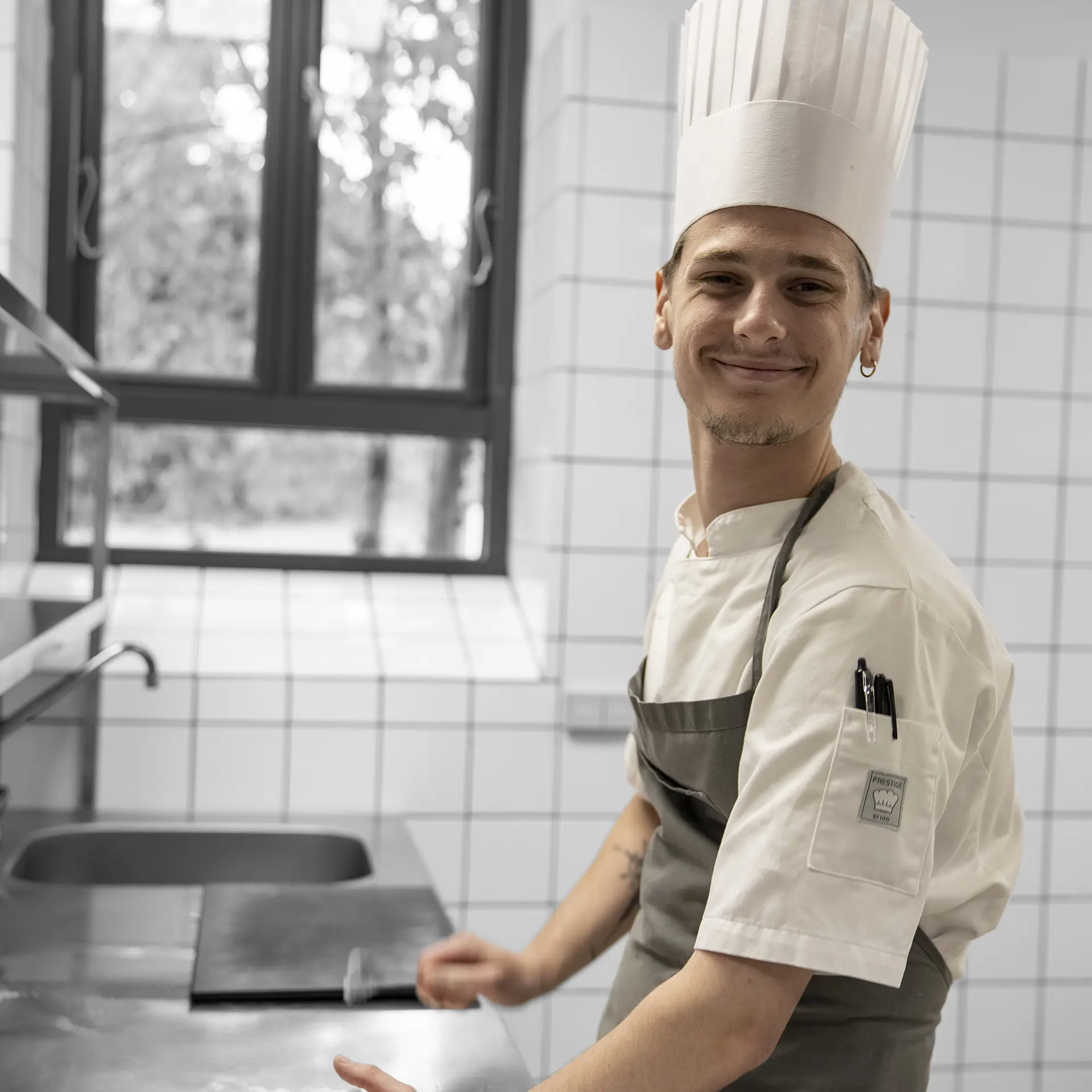 Elev på kokkeuddannelsen